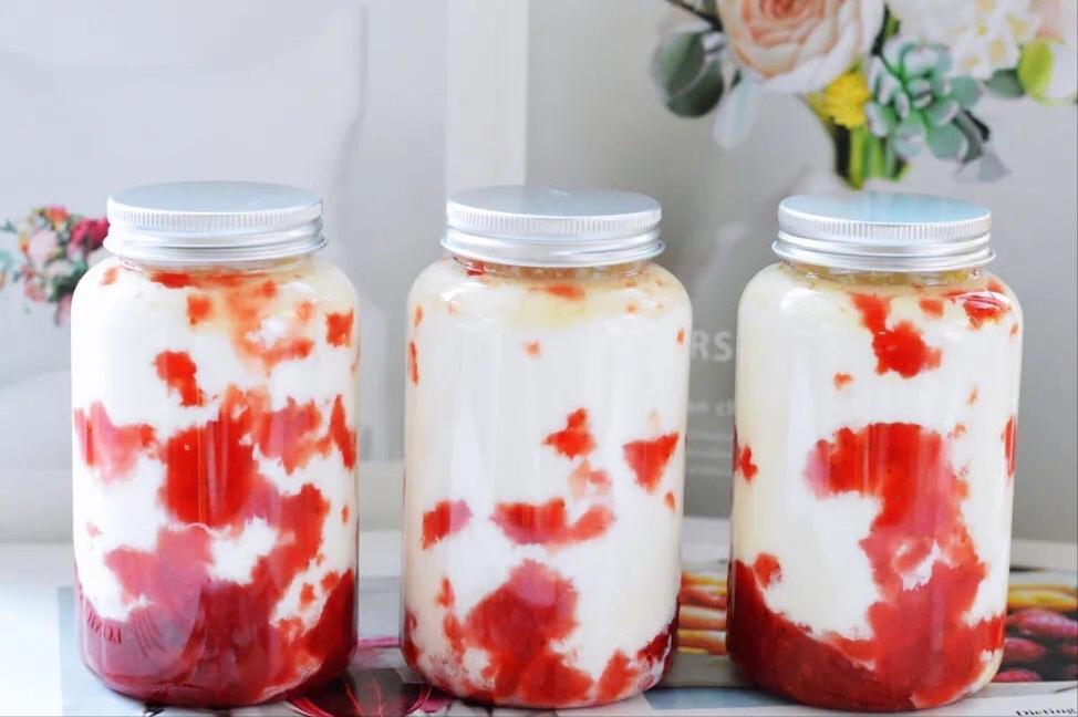 草莓牛乳推荐,韩国草莓牛乳制作方法