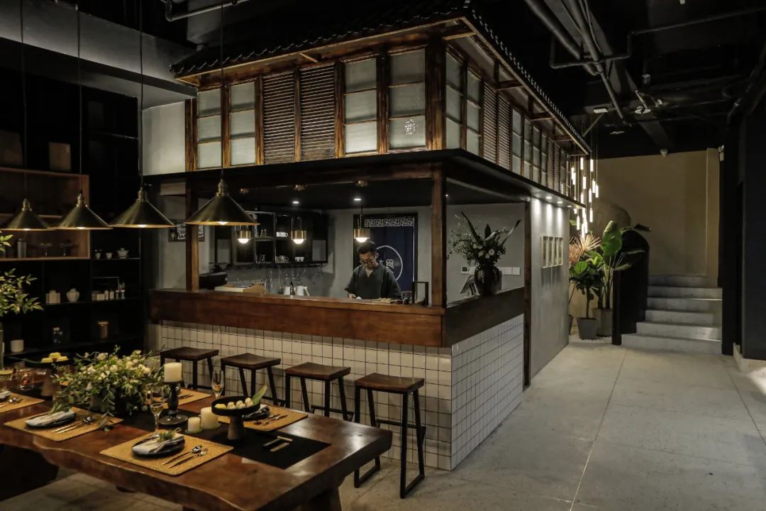 杭州20min直达设计师美宿！为一张床赴一座城，超小众玩法