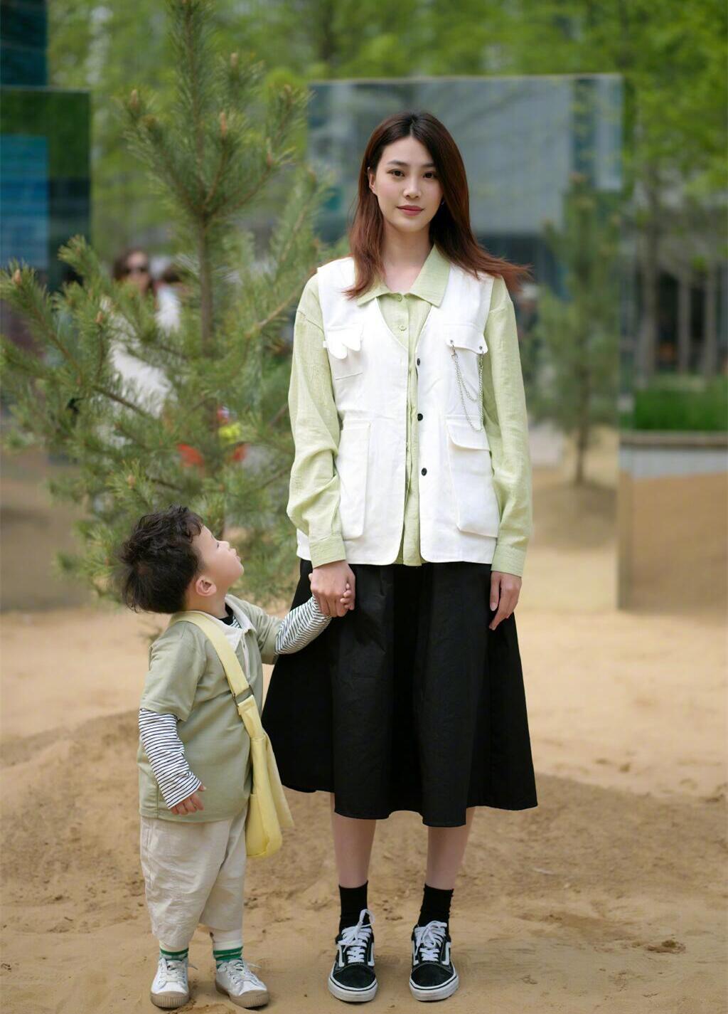 今年流行的夏天鞋子搭配,夏夏穿搭的鞋子