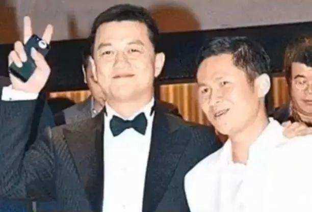 李亚鹏负债什么原因,李亚鹏为何负债