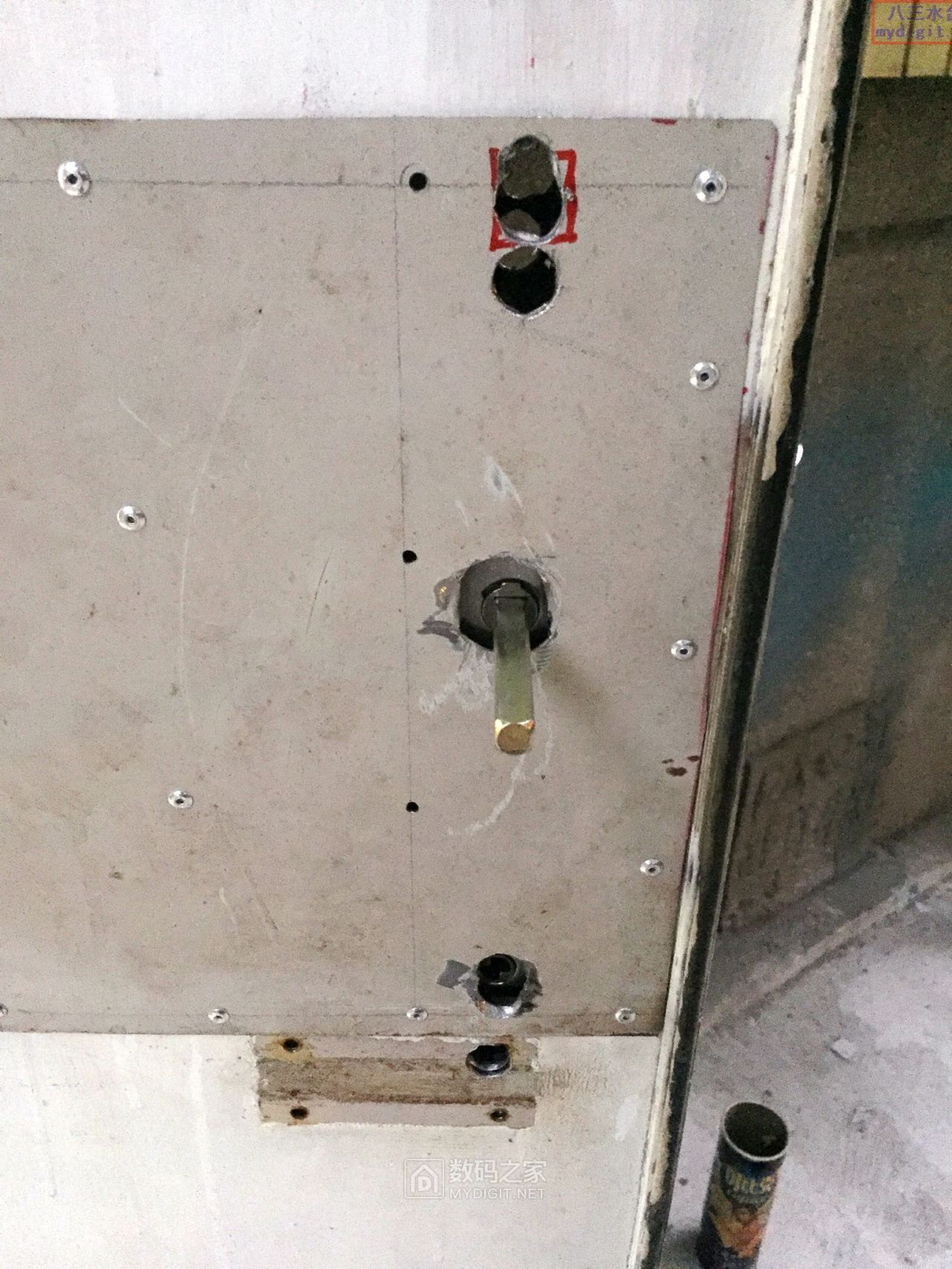 老式防盗门如何安装指纹锁,老防盗门指纹锁安装教程