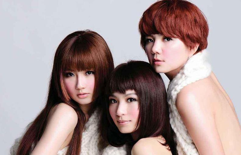 王菲孙俪演唱会唱歌,王菲孙俪同台演唱