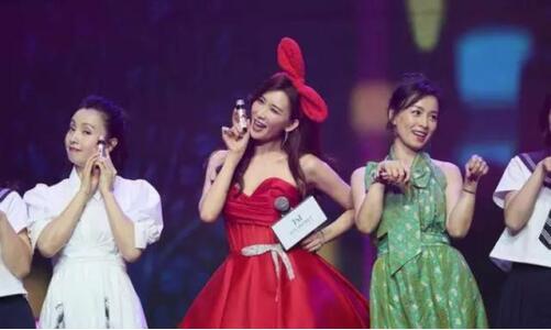 黄晓明做什么生意,黄晓明是开什么公司的