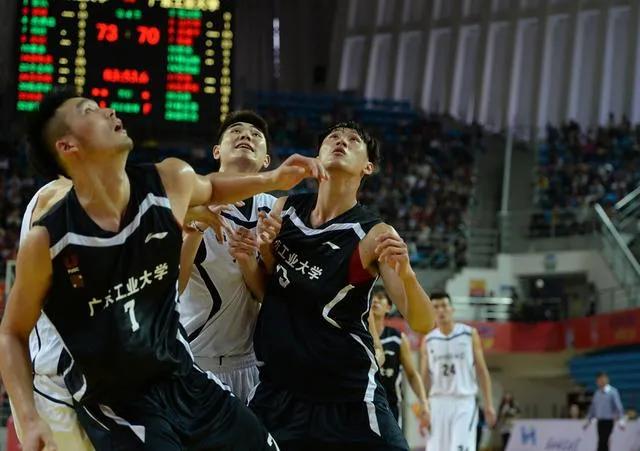 鏇剧粡鍥涘勾涓夊啝,骞垮伐涓夊啝