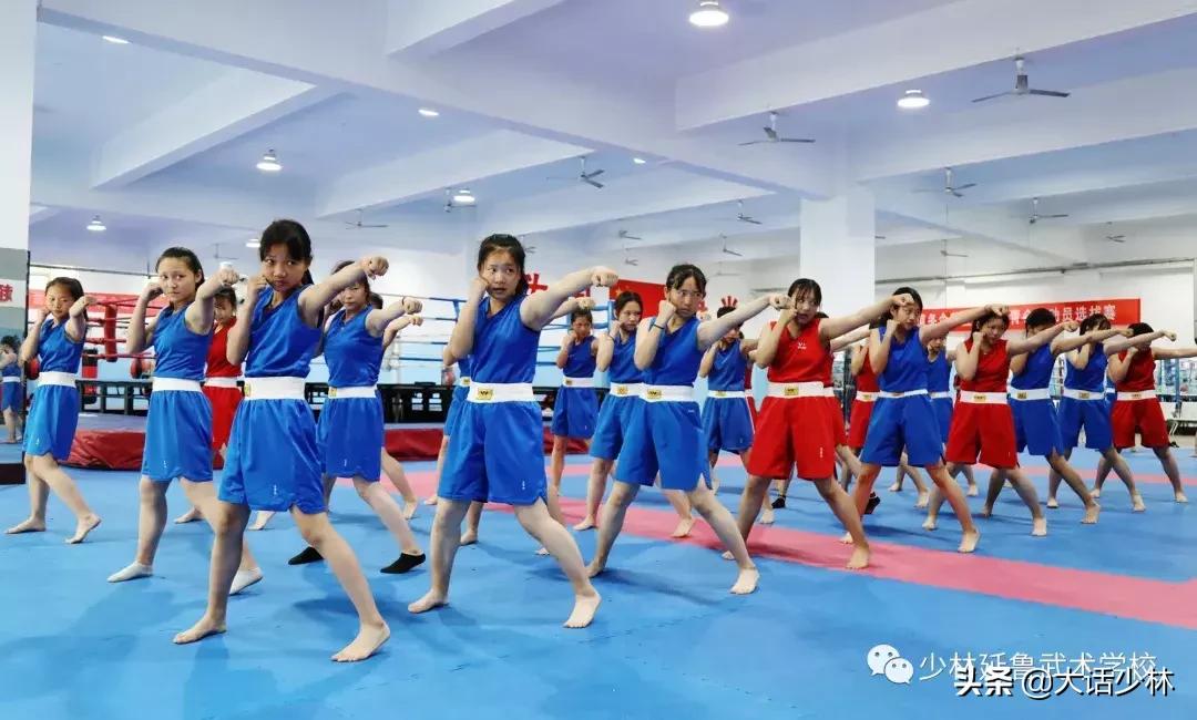 练武的姑娘们，就是这么飒