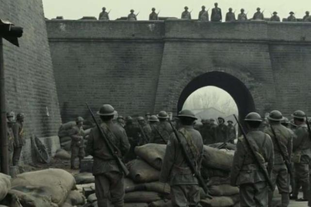 川军一个团消灭精锐,川军1万人和日军5万人的终极对决