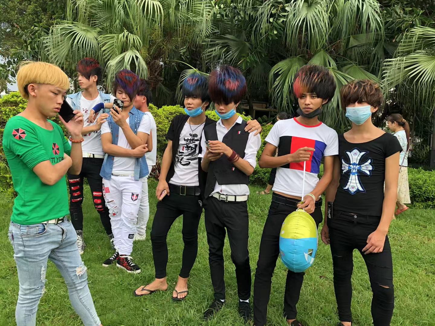 杀马特家族现在状况,著名导演拍下杀马特的真实生活