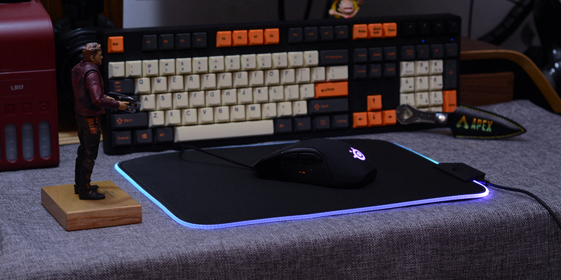 钢厂又出幺蛾子，鼠标垫也能显示游戏血量，这是什么操作