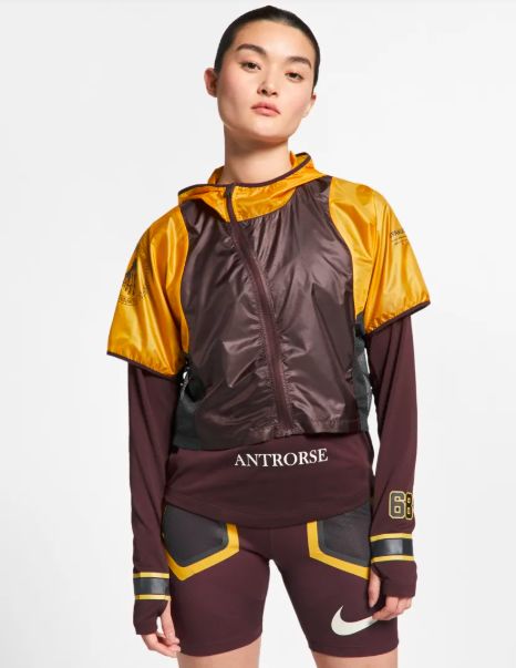 除了NIKE、ADIDAS，女生还有哪些值得入手的运动单品？