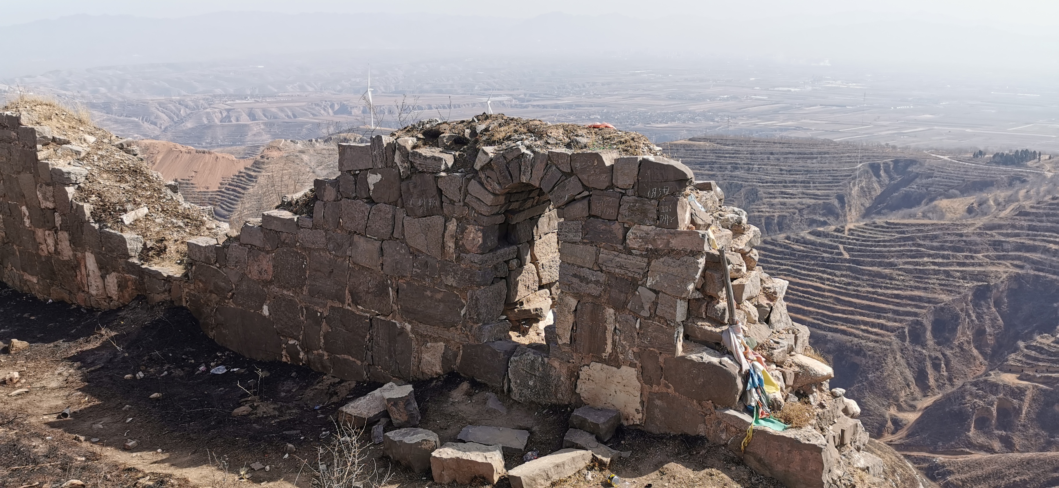 楚雄市三尖山的传说,三县顶的来历