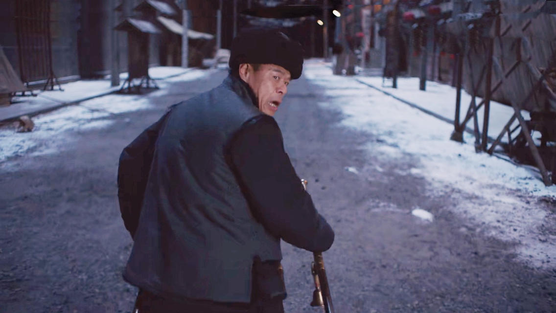 《新世界》的关老爷，在徐家白吃白住一辈子，却一句话害死徐允诺