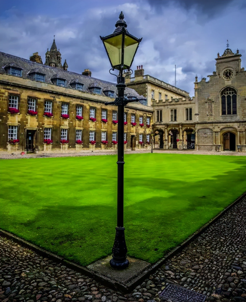 环球影城魔法学校霍格沃茨,霍格沃茨魔法学校环球影城鹰院