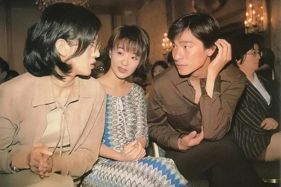 刘德华在娱乐圈是有多受人尊重,刘德华40年偶像魅力从未被超越