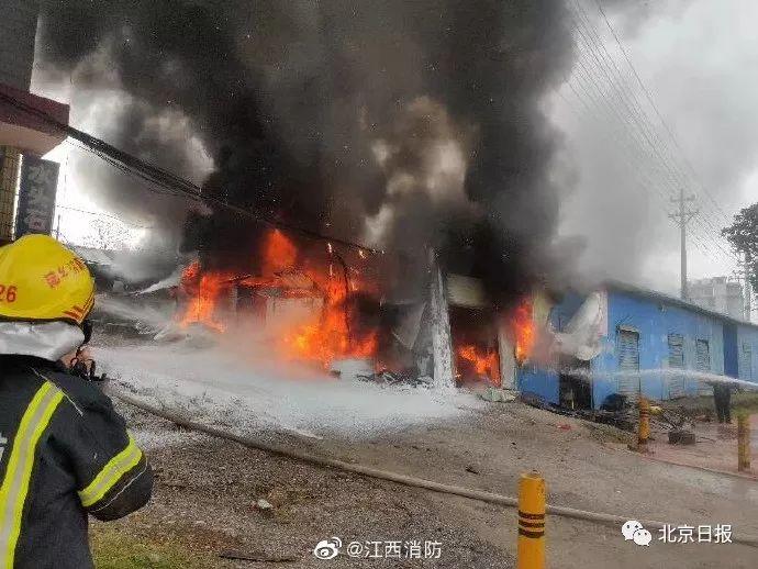 “用开水烫熟饺子”求中国消防表扬，阿消：锅边有沫沫，肯定是煮的！