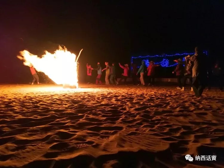 叶紫被雷劈穿越到异界,关于叶紫的穿越小说