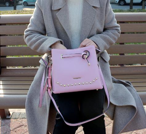 薇缇包包算什么档次,微缇包属于奢侈包吗