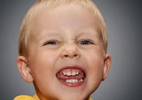 孩子脱落的下乳牙应该怎么处理,小孩乳牙掉下来怎么处理