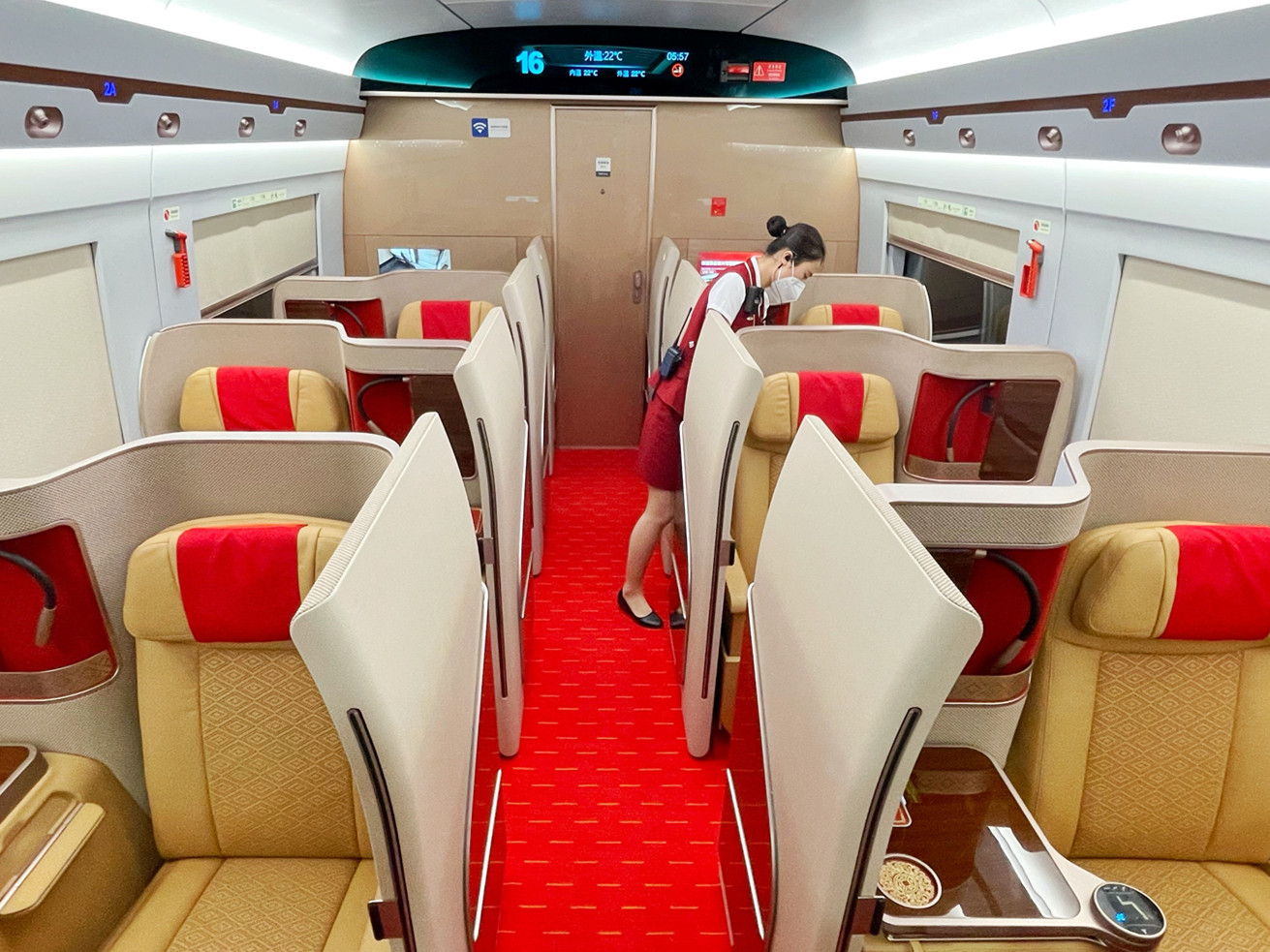 成都东站开往重庆复兴号高铁视频,复兴号智能动车组重庆到成都