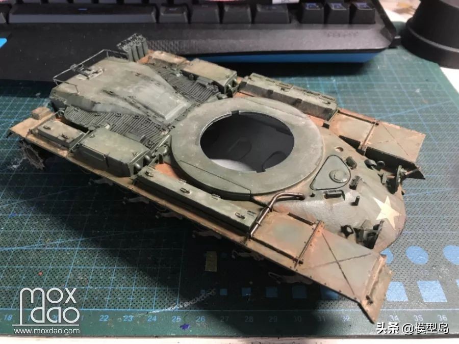 t34-85中型坦克模型,现代1:35主战坦克模型