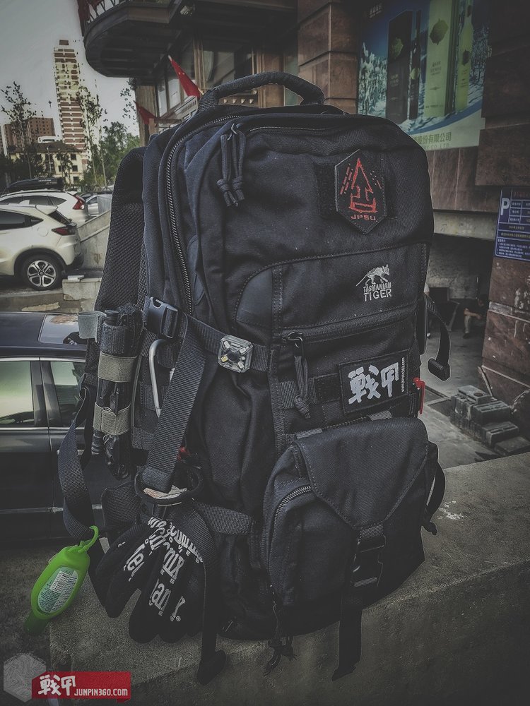 开始行动－塔虎37L任务背包使用简评