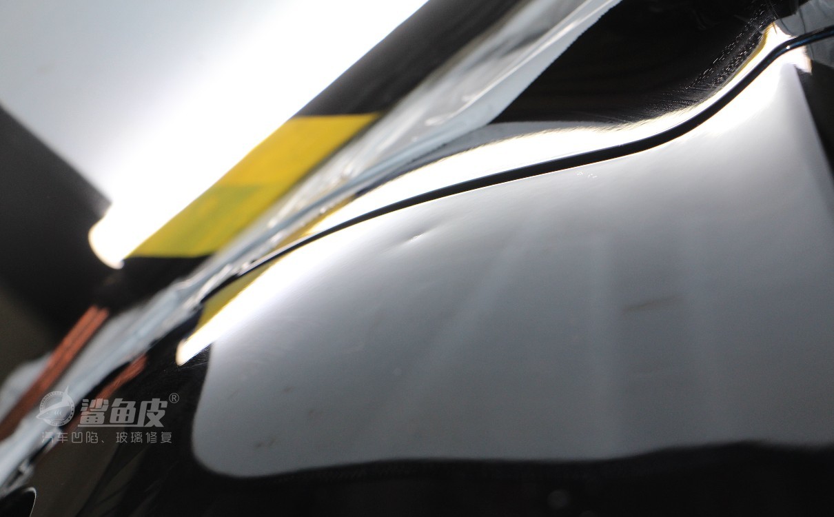 车身石子砸的小坑修复多少钱,车身石子打的坑掉漆怎么修复