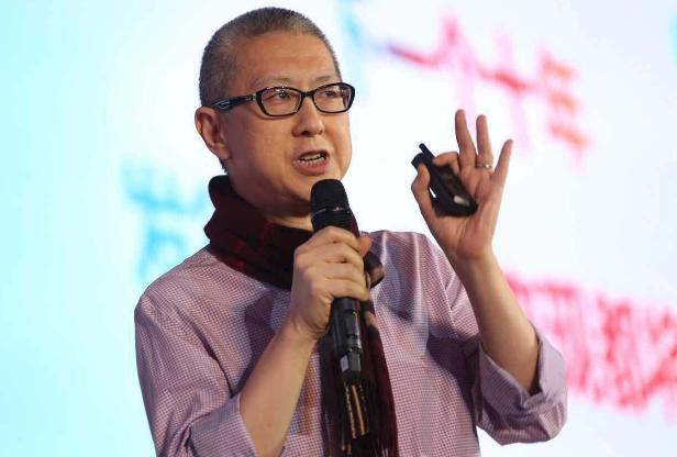 他用300万美元拉开了中国视频江湖的大幕，最终却310亿*身卖**阿里！