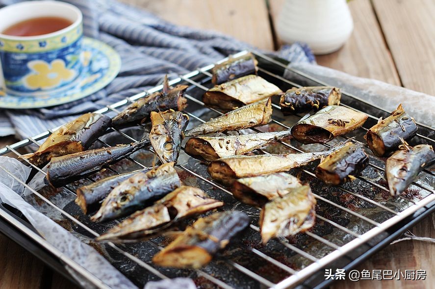 用黄豆酱做的烤鱼味道怎么样,在家做烤鱼原来这么简单麻辣过瘾