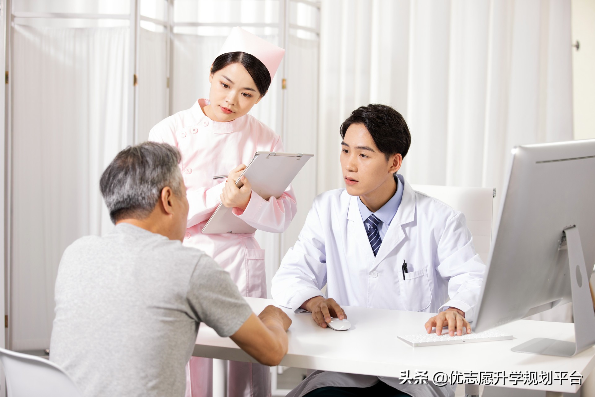 专科生学医应该选什么专业,专科生学药学有前景吗