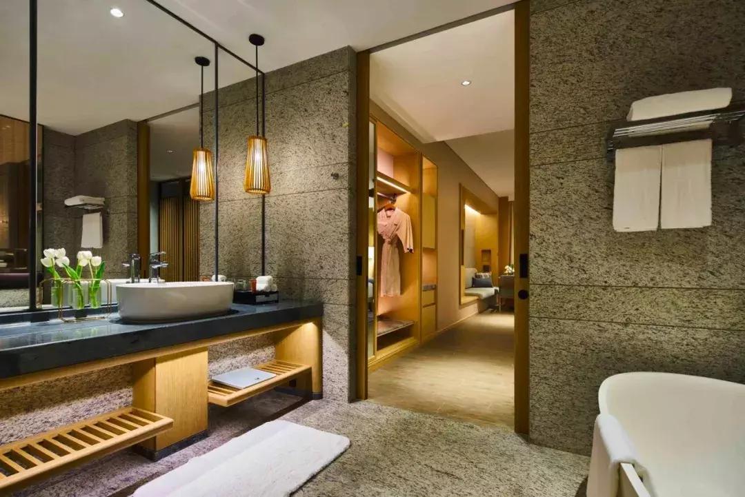 皇冠假日怎么样,住皇冠假日便宜点