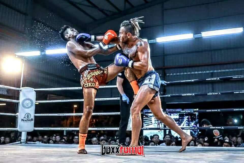 八卦掌格斗演示,八卦掌连环掌打法