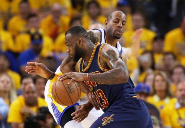 16年骑士夺冠詹皇跪地痛哭,16年骑士夺冠总决赛抢七全程