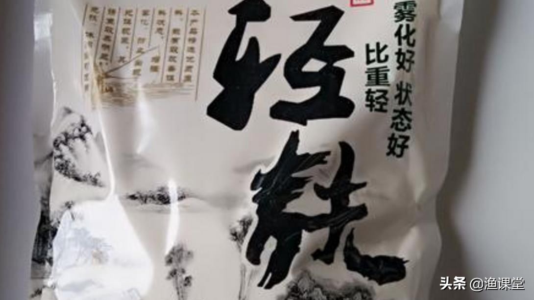 夏天钓鲫鱼，钓着钓着鱼全都上浮了咋办？2招让你找回连杆的感觉