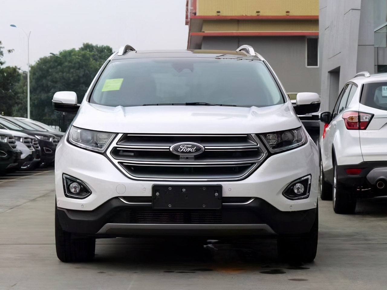 福特锐界和福特探险者哪个值得买,福特锐界和翼虎哪个更值得买