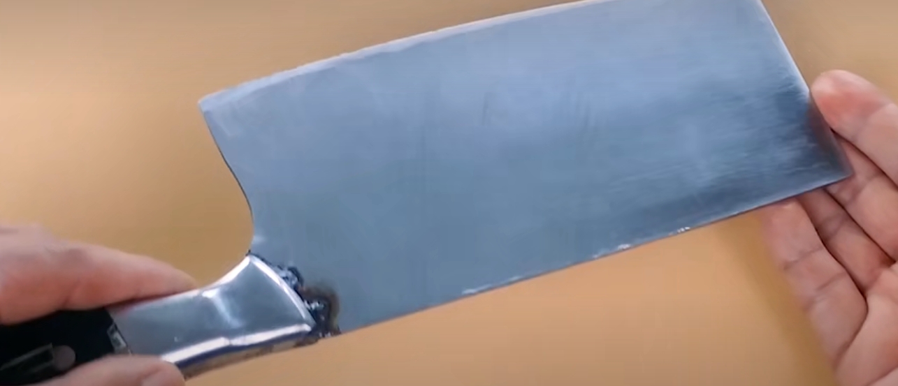 牙膏怎么正确扔掉,牙膏用完先别扔这样用更方便