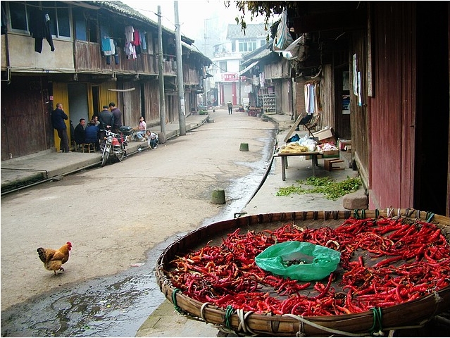 成都附近的古镇最值得去的是哪个,2022春节成都周边有年味的古镇