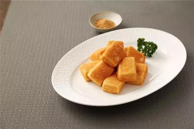 这家店把地道港式海鲜搬来了上海！