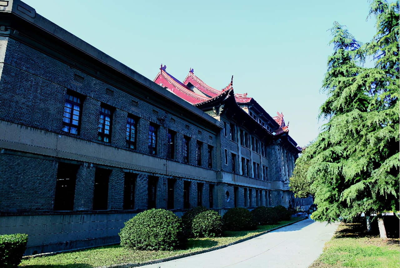 江苏适合“二本考生”报考的5所师范大学，就业不愁，考生很喜欢