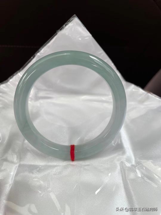 为了三百块钱，我很后悔骗了广州撑伞小姐姐