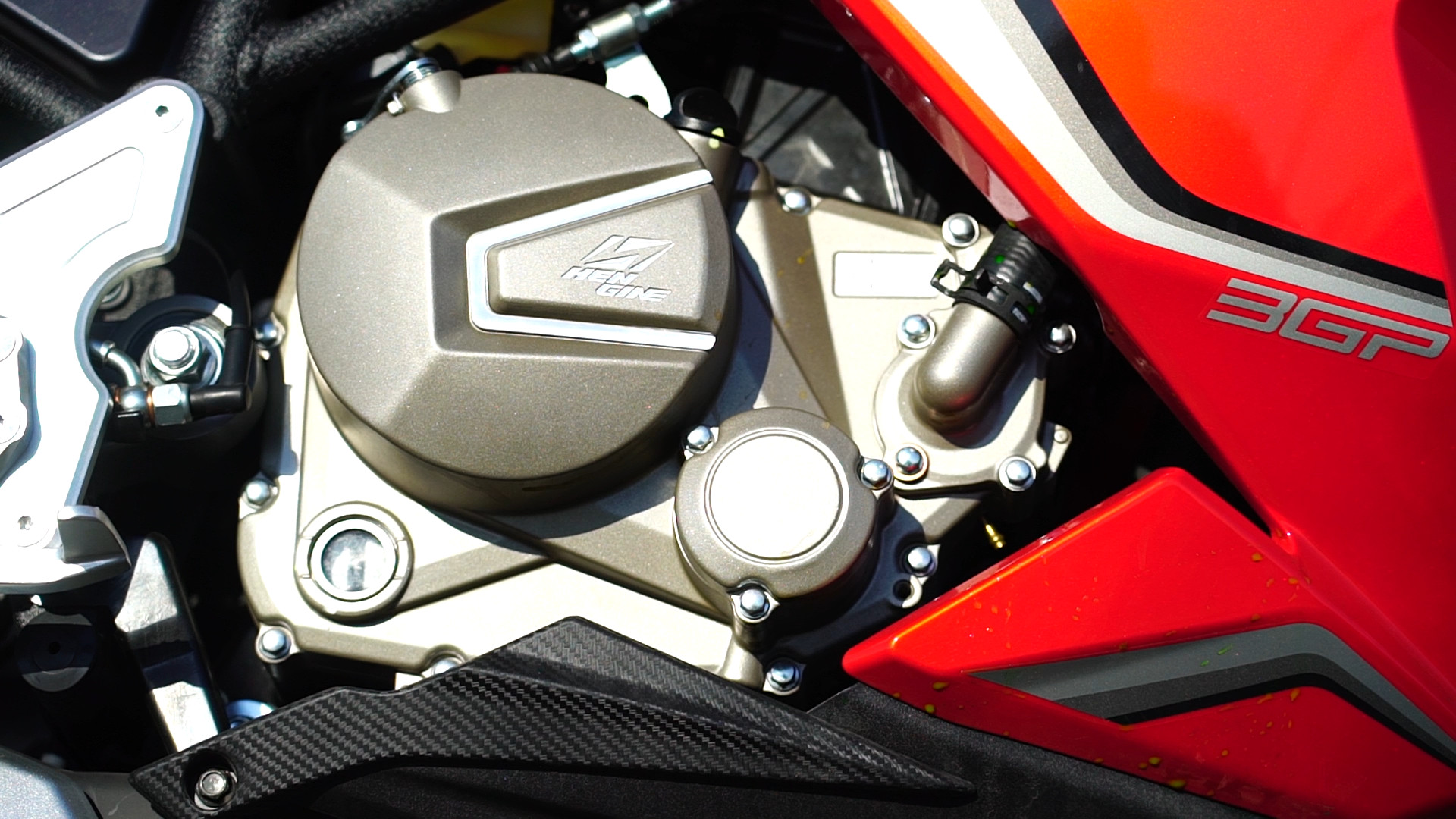 月薪1-2万买车,月薪1万二买什么车