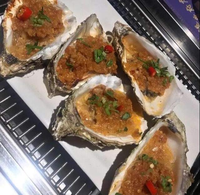 58一斤的烤羊腿,48斤烤全羊