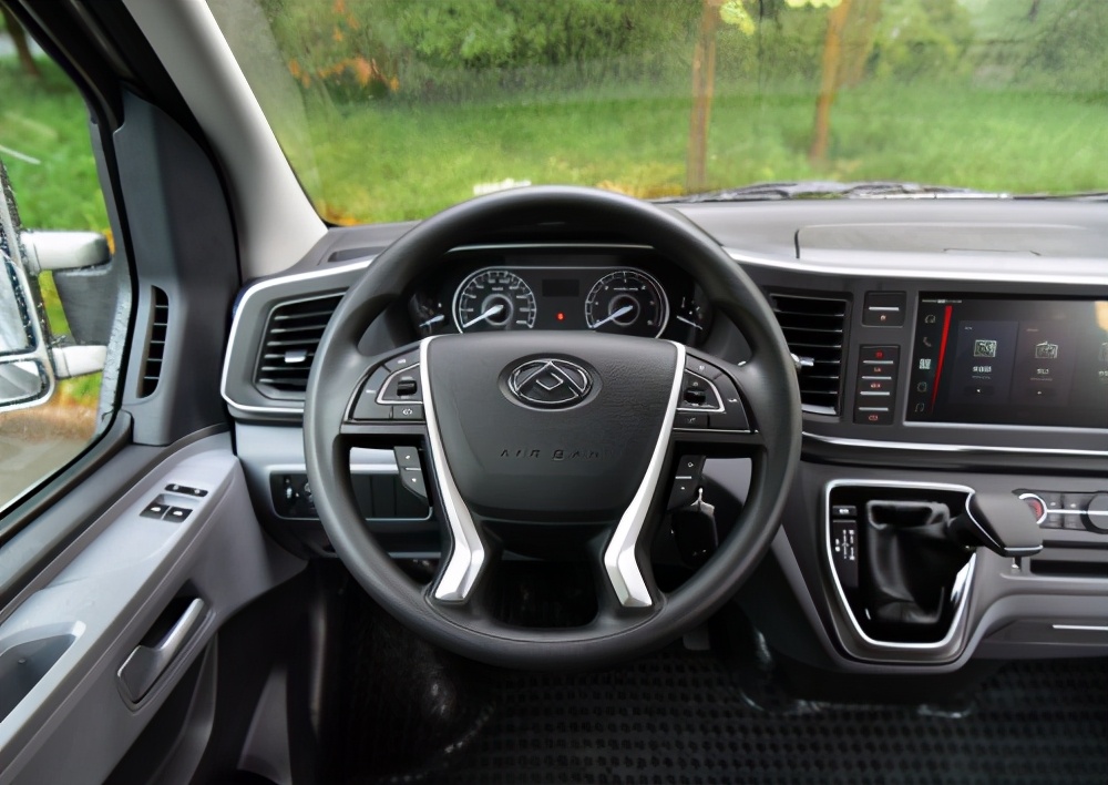 上汽大通maxus可以跑货拉拉吗,上汽大通maxusv90拉货用