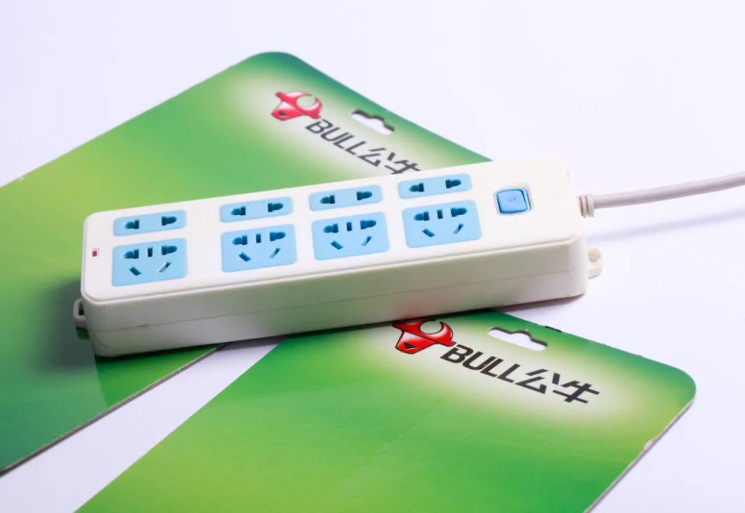 “插座大王”公牛被罚3亿元，用了20几年的插排怎么了？