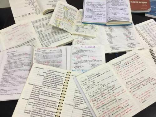 解决学生上课不专注走神的方法,上课爱讲话注意力不集中怎么办