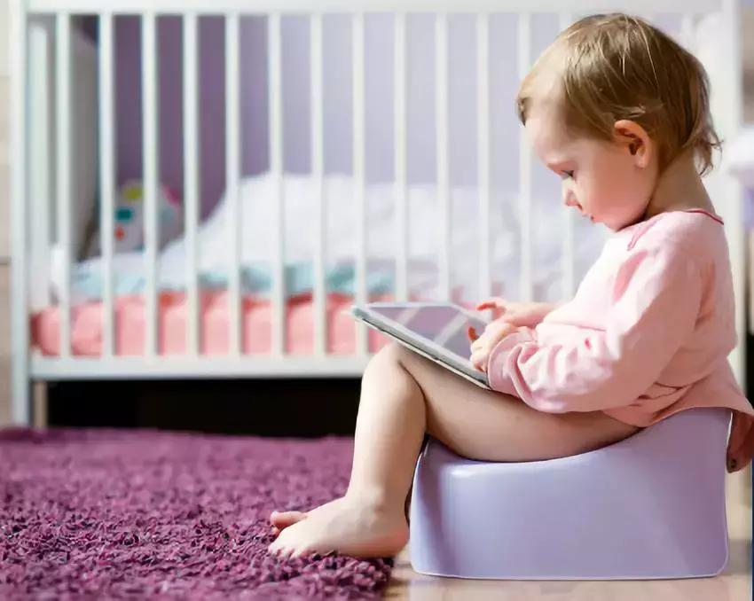 宝宝不会上厕所儿歌,宝宝不会上大厕怎么办