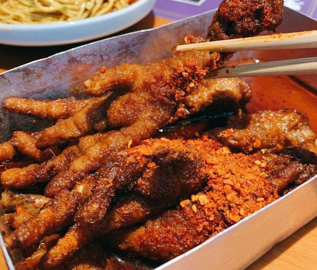 李维嘉开的饭店,李维嘉海口开店