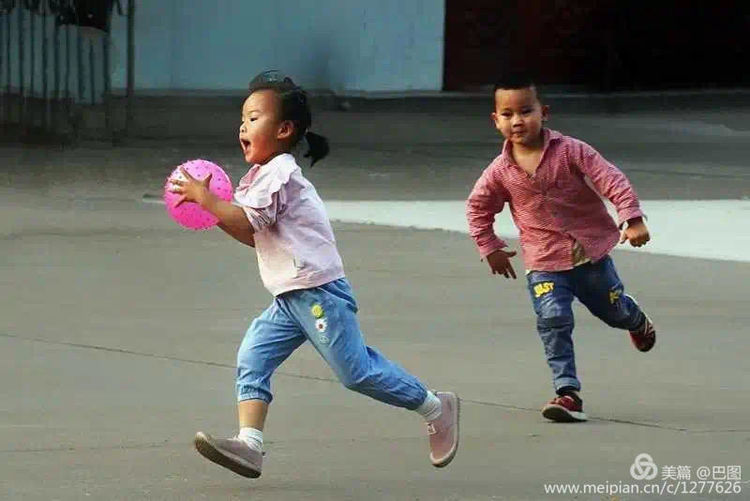 金色童年8张图片,金色的童年相片