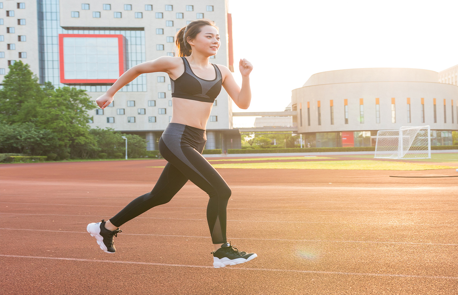 好的鞋垫能拯救一双鞋吗,走路不累脚的鞋垫测评