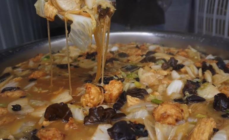 鐜板湪杩樻湁浜哄悆澶ч攨鑿滃悧,鐜板湪杩樻湁澶ч攨楗悧