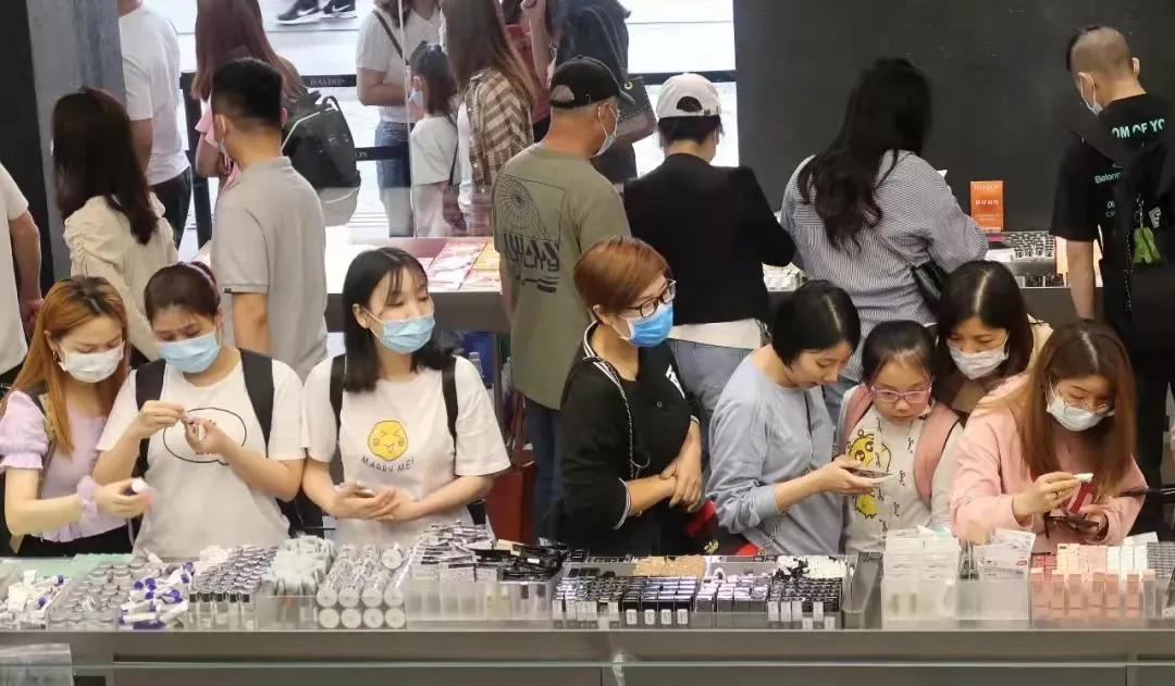 大宝护肤品多少钱一瓶,海蓝之谜和大宝的区别是什么