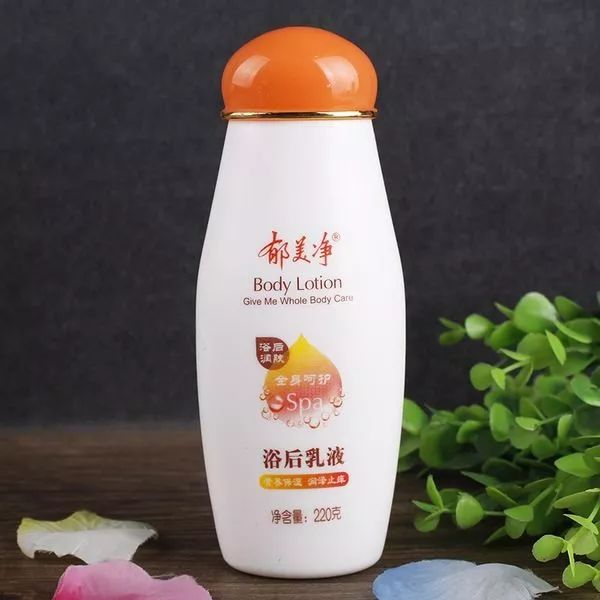 沙漠大干皮适合的身体乳,干皮身体乳秋冬推荐